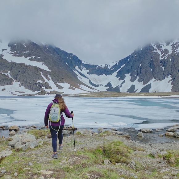 Meet your Posher, Grachelle - Picture 2 of 9